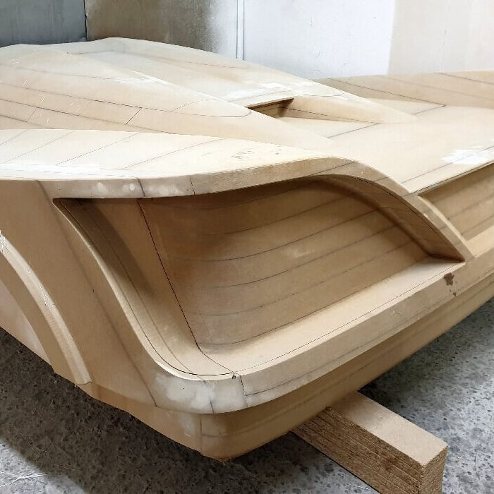 CNC Modelle aus MDF, Motorhaube aus MDF gefräst, MDF Modelle